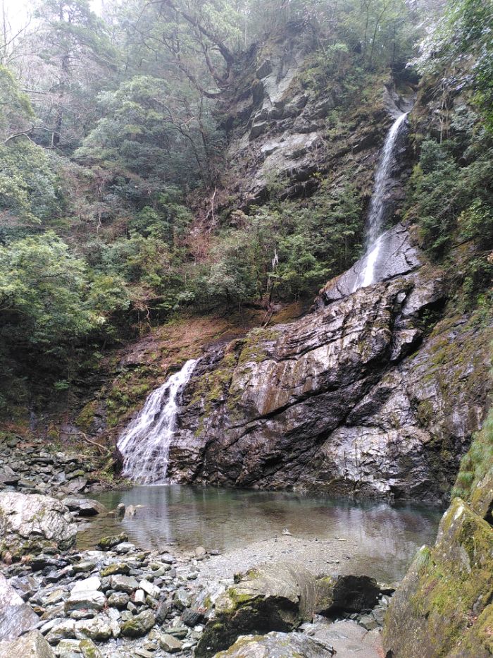 a closer shot of the two tiered waterfall